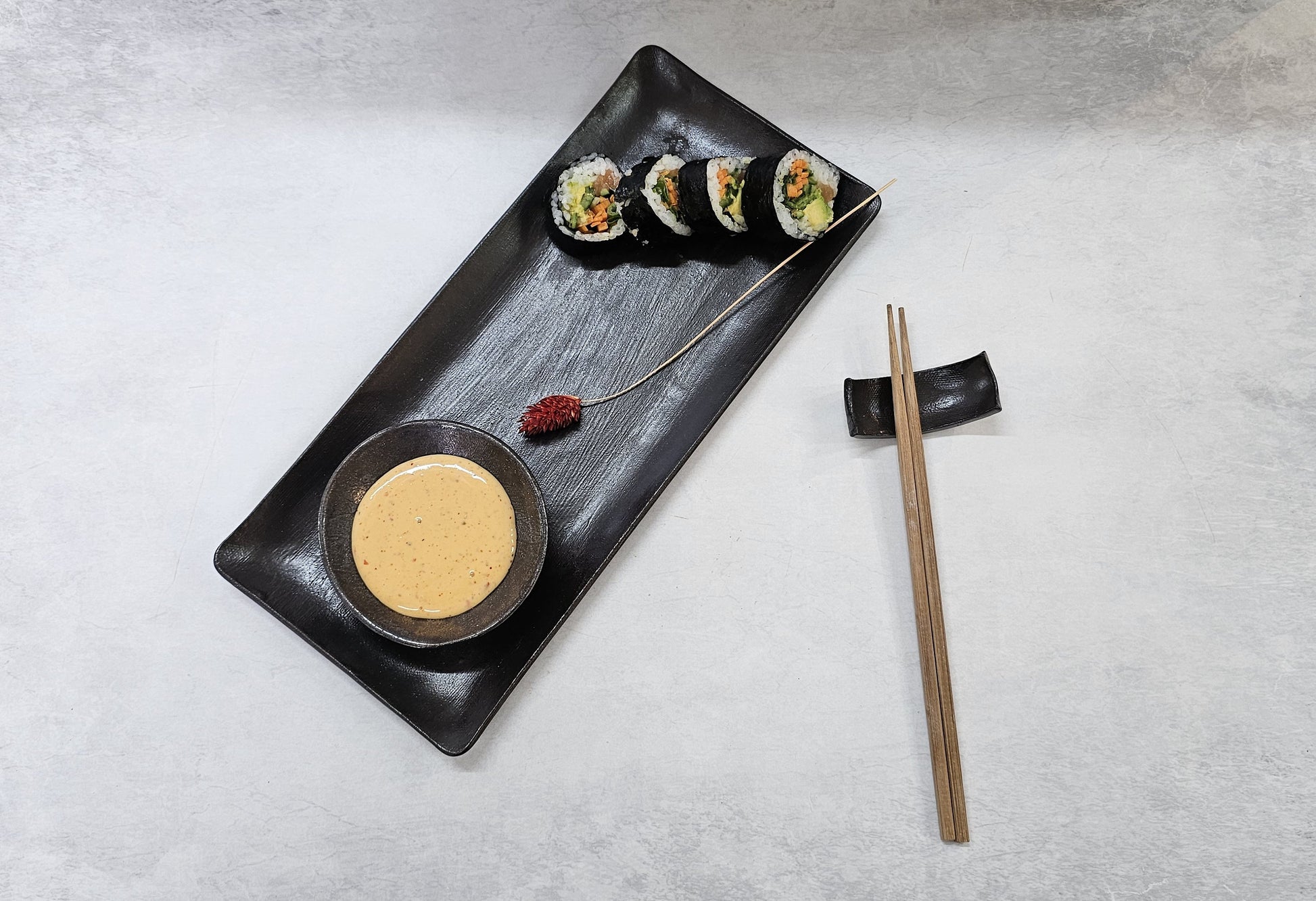 Full top-down view of 3-piece ceramic set
