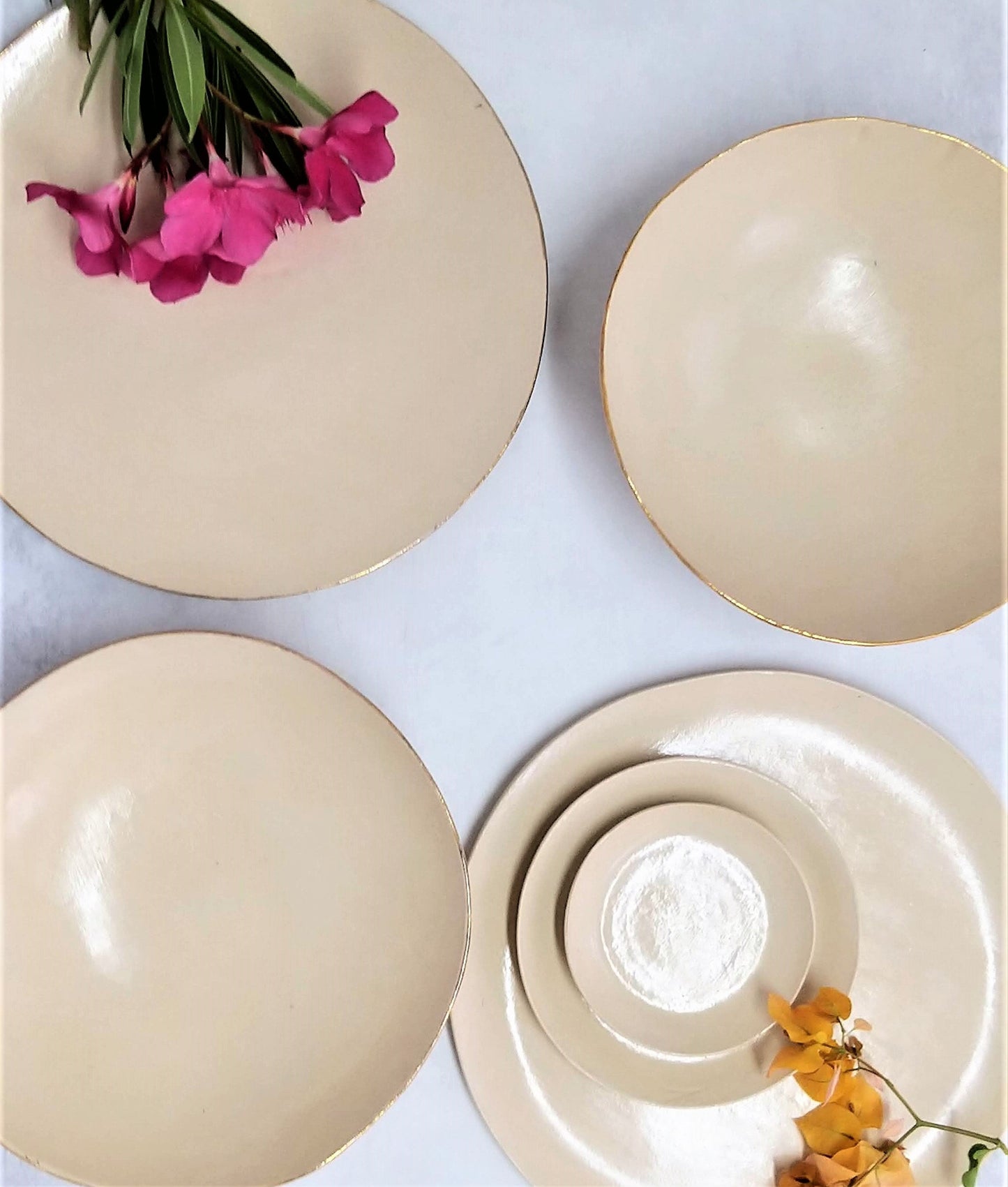 Ceramic Cream Dinnerware Set For 4