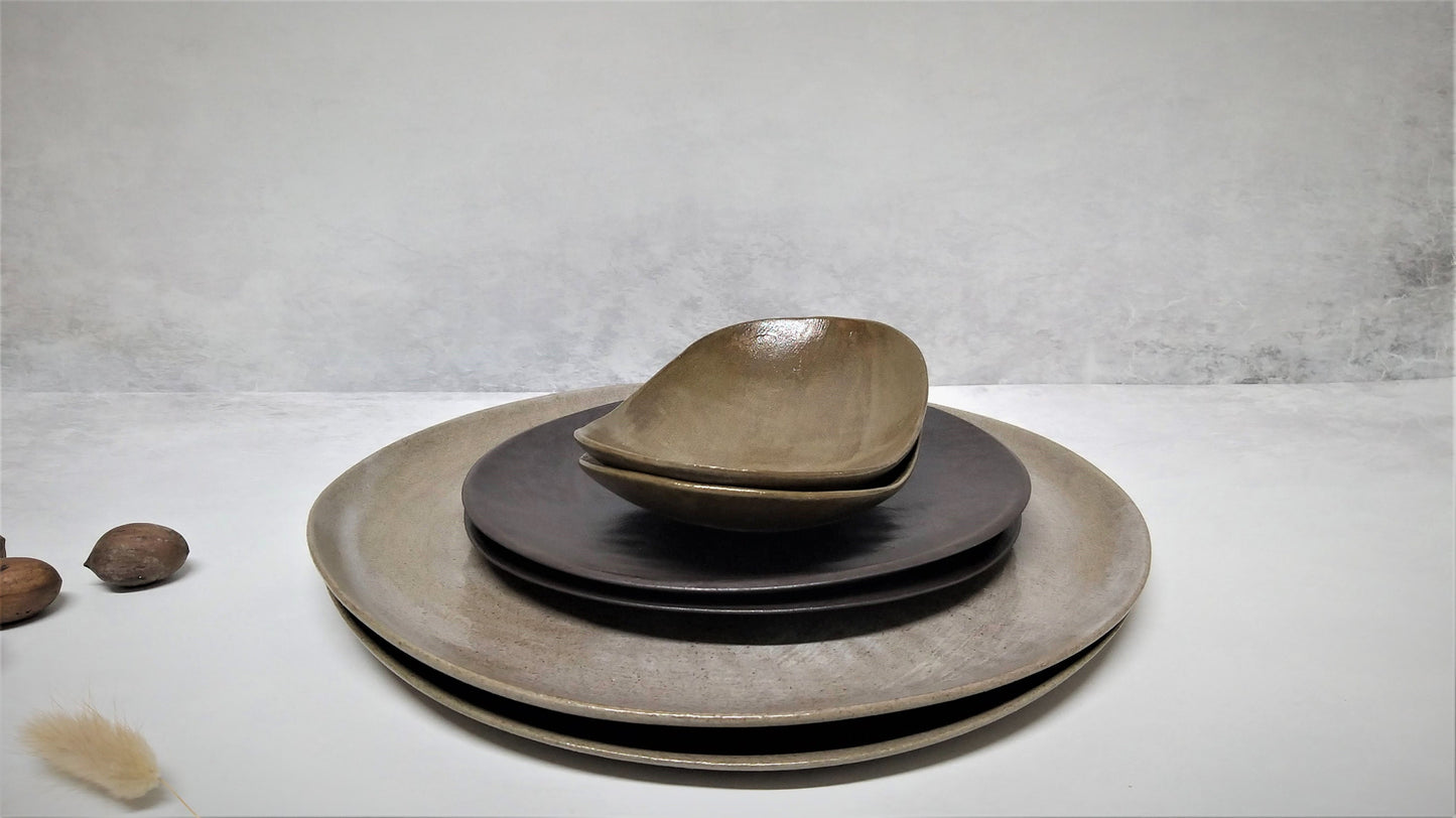 Dinner Plates Set