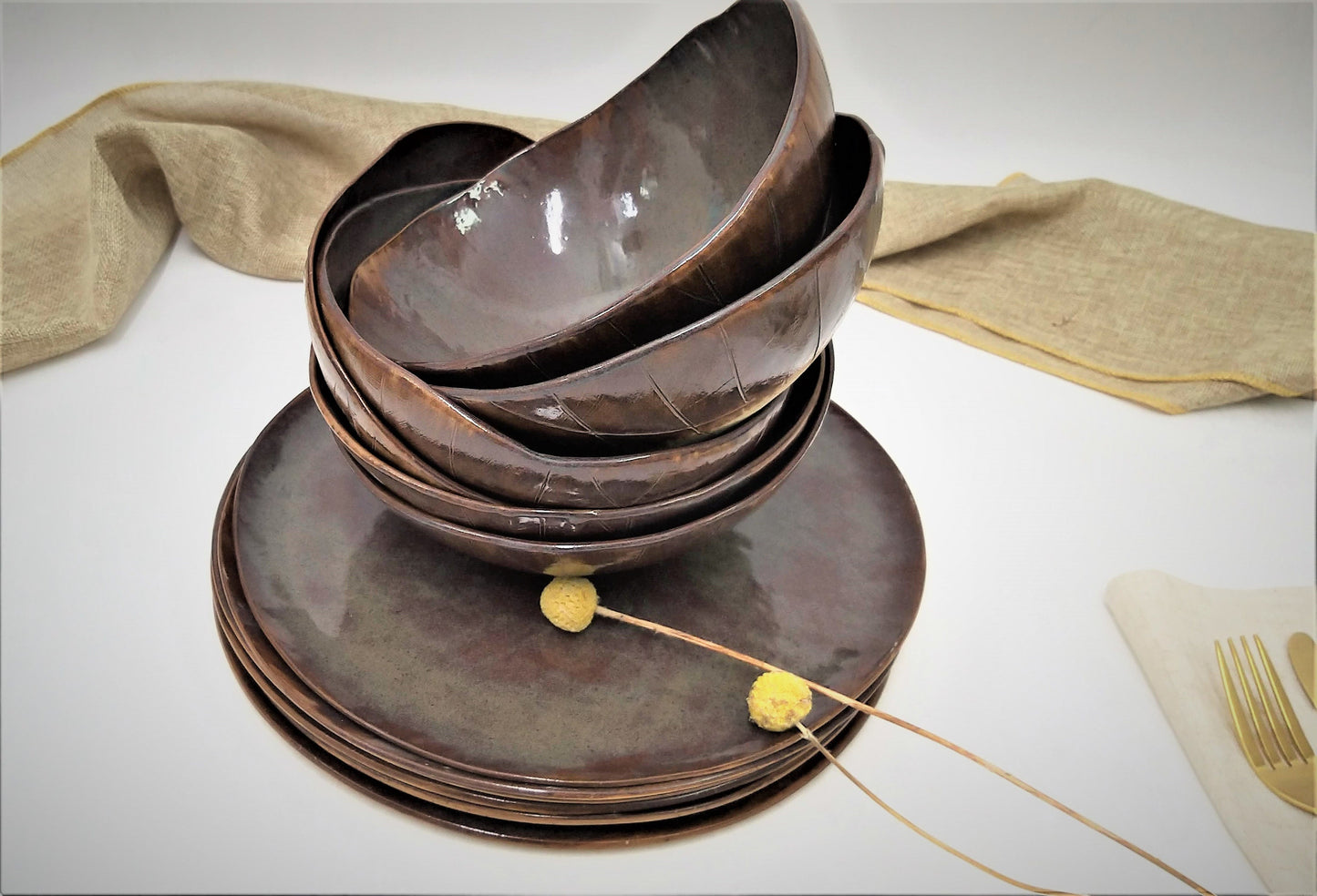 Modern Plate And Bowl Set