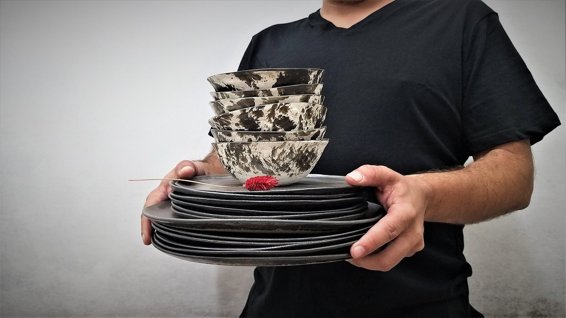 Modern Dishware Set