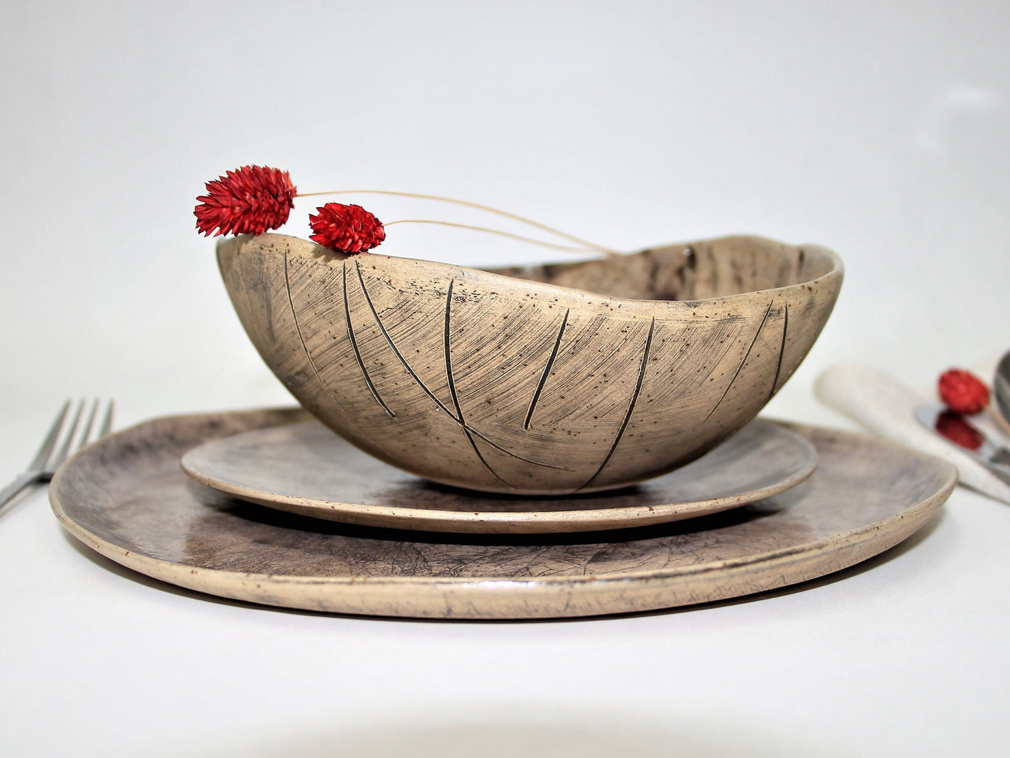 Beige Black Rustic Dinnerware Set
