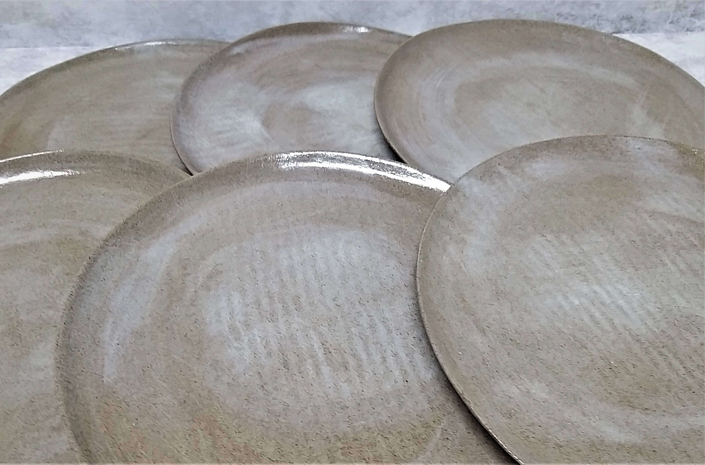 Gray and white ceramic plates