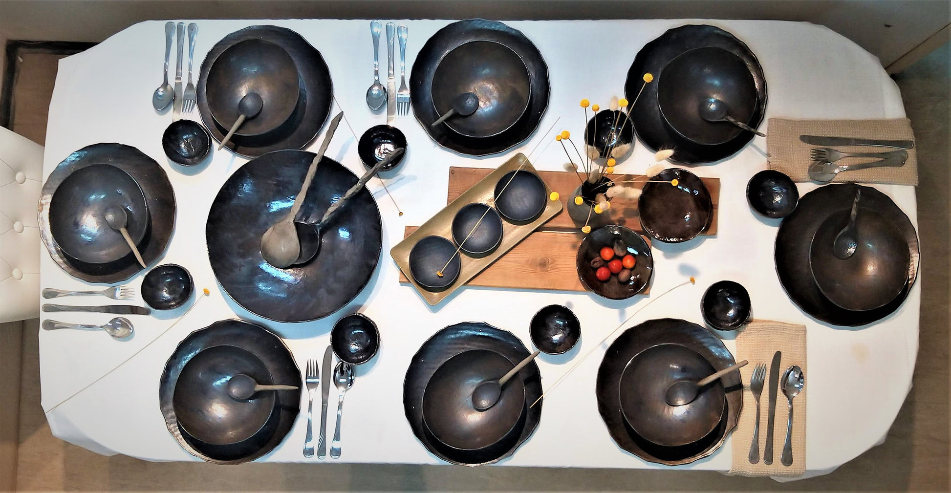 Complete Dinner Set of 33 Pieces, Black Tableware Set, Full Dish