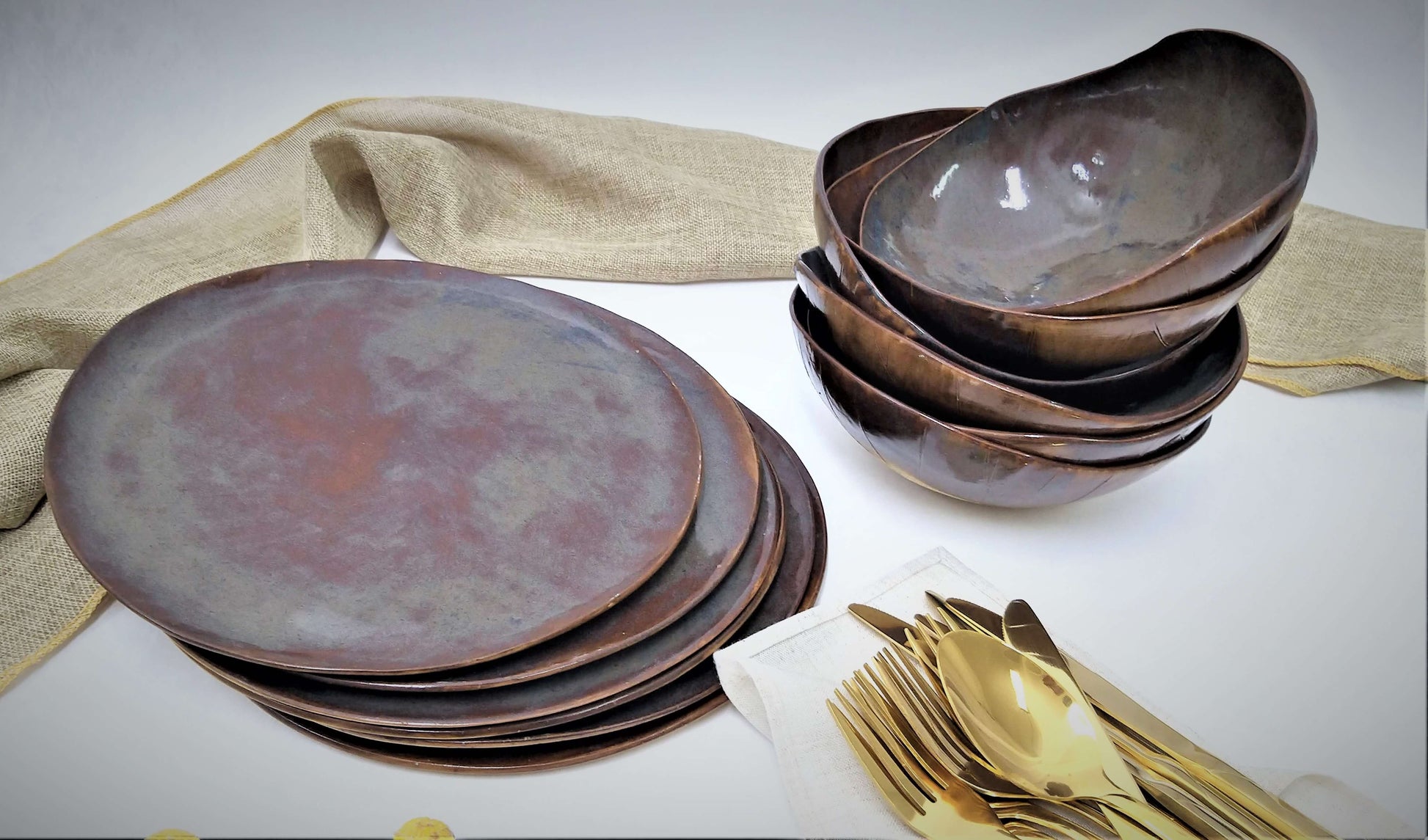 ceramic plates and bowls 