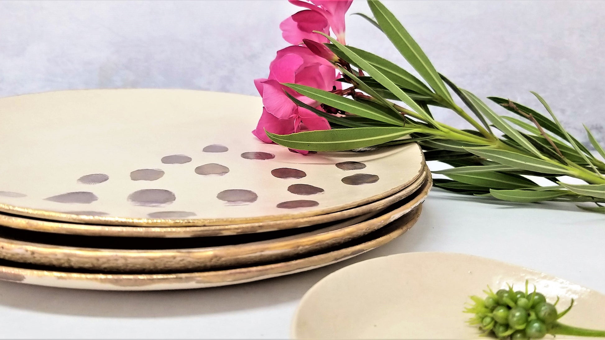 ceramic plates with gold